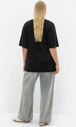 Liv Born Wild Oversized Cotton Tee - black