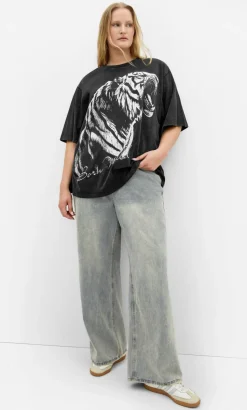 Liv Born Wild Oversized Cotton Tee - black