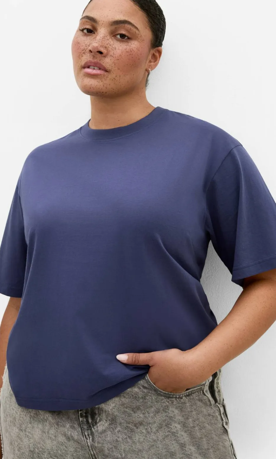 Oversized Crew Neck Tee - dusty indigo