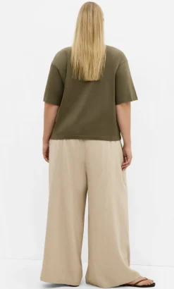 Oversized Crew Neck Tee - khaki