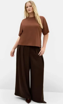 Oversized Crew Neck Tee - tobacco
