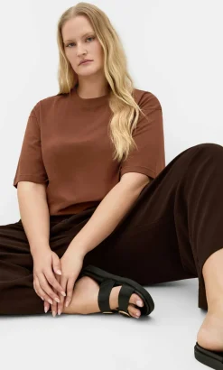 Oversized Crew Neck Tee - tobacco