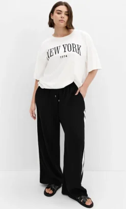 Oversized NY Tee - ivory