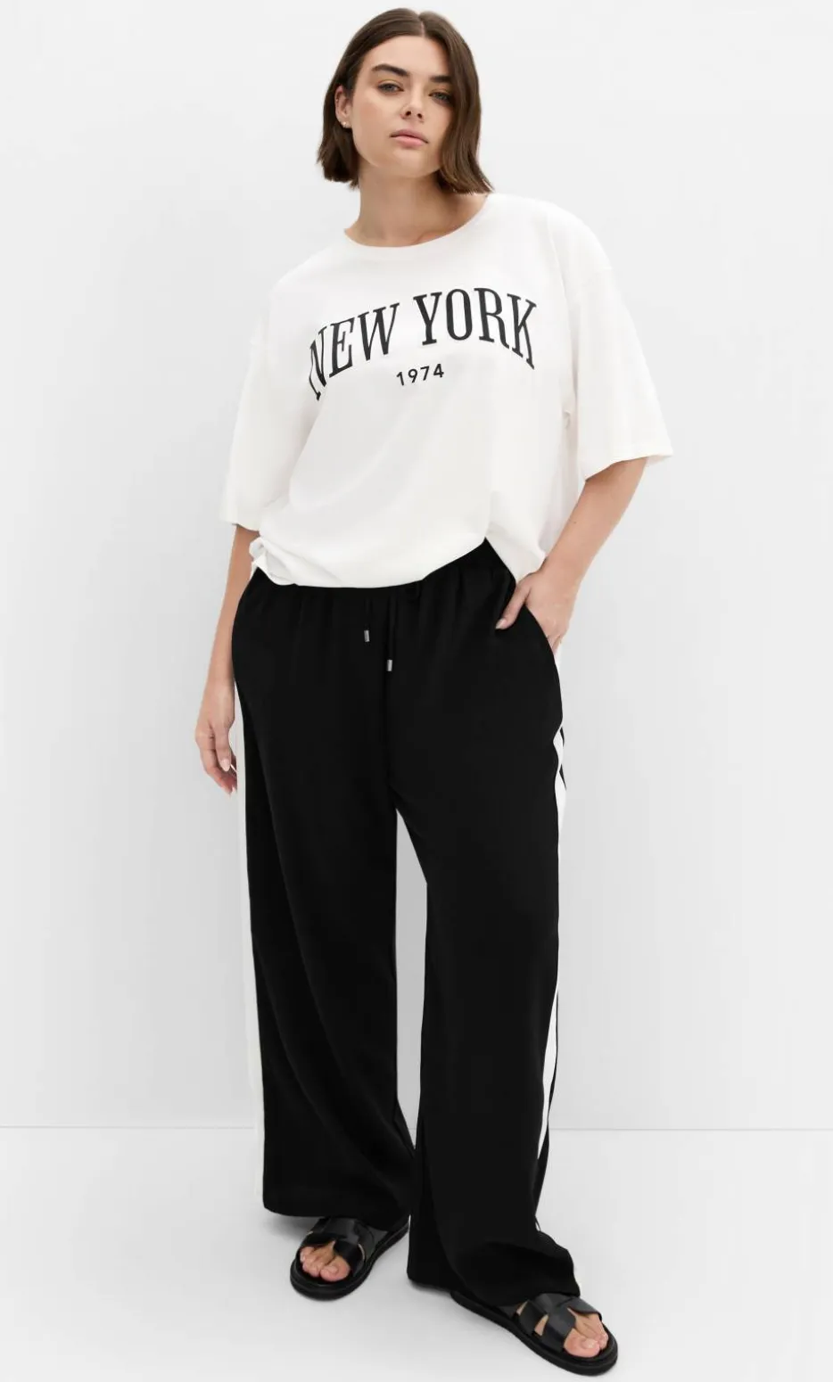 Oversized NY Tee - ivory