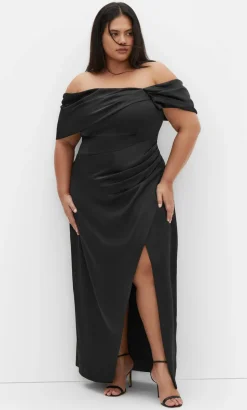 Paloma Off Shoulder Maxi Dress - black