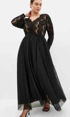 Rare Beauty Lace Maxi Dress - black