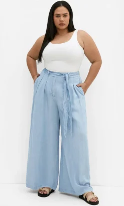 Santorini Wide Leg Pant - light wash