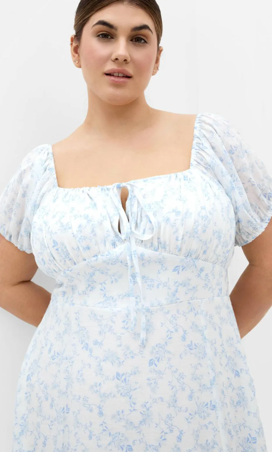 Serina Print Maxi Dress - white