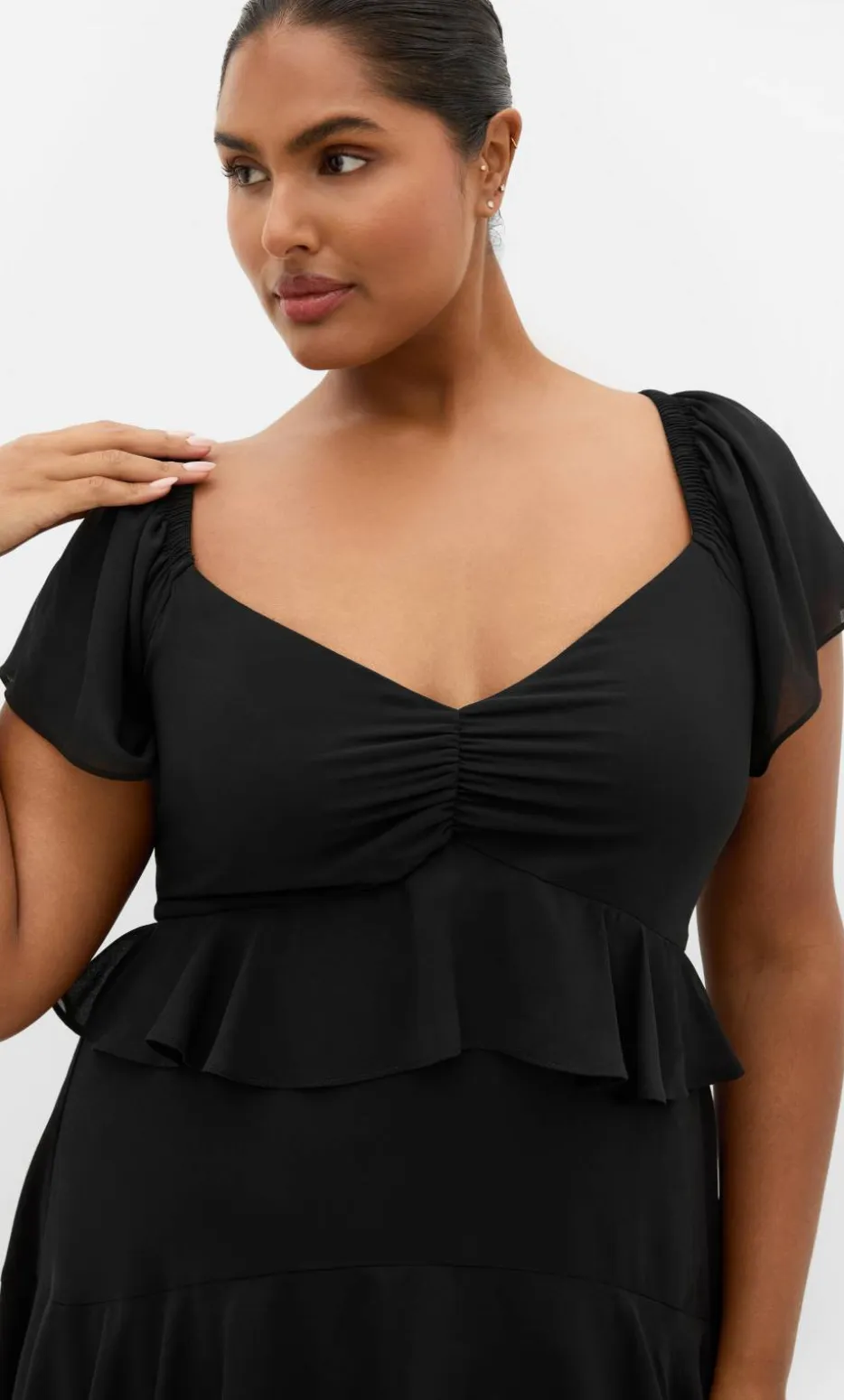 Sienna Ruffle Tier Maxi Dress - black