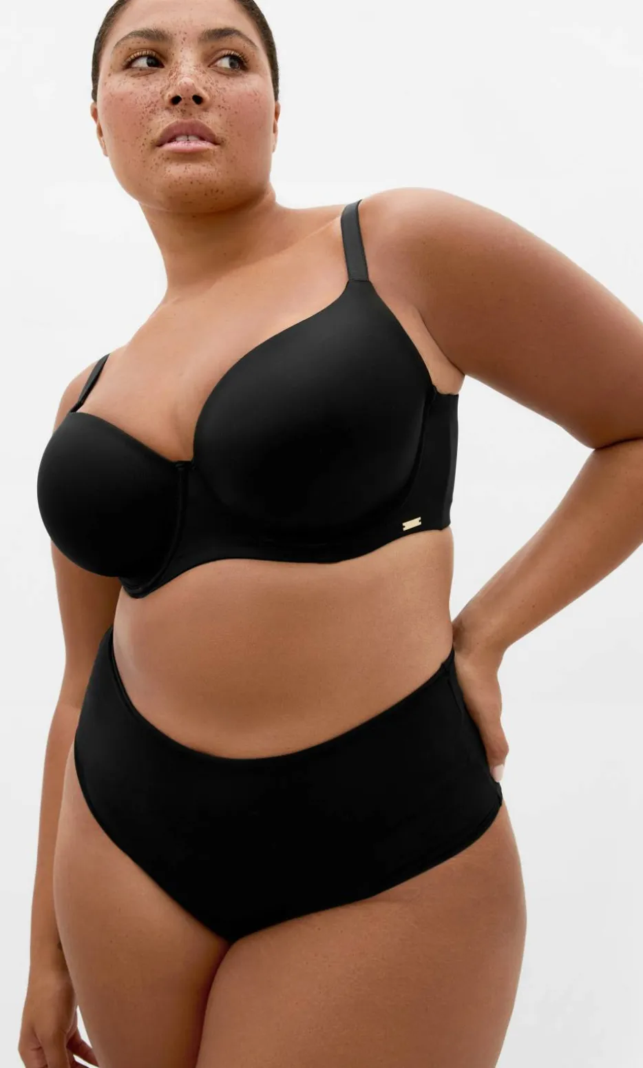 Smooth & Chic T-Shirt Bra - black