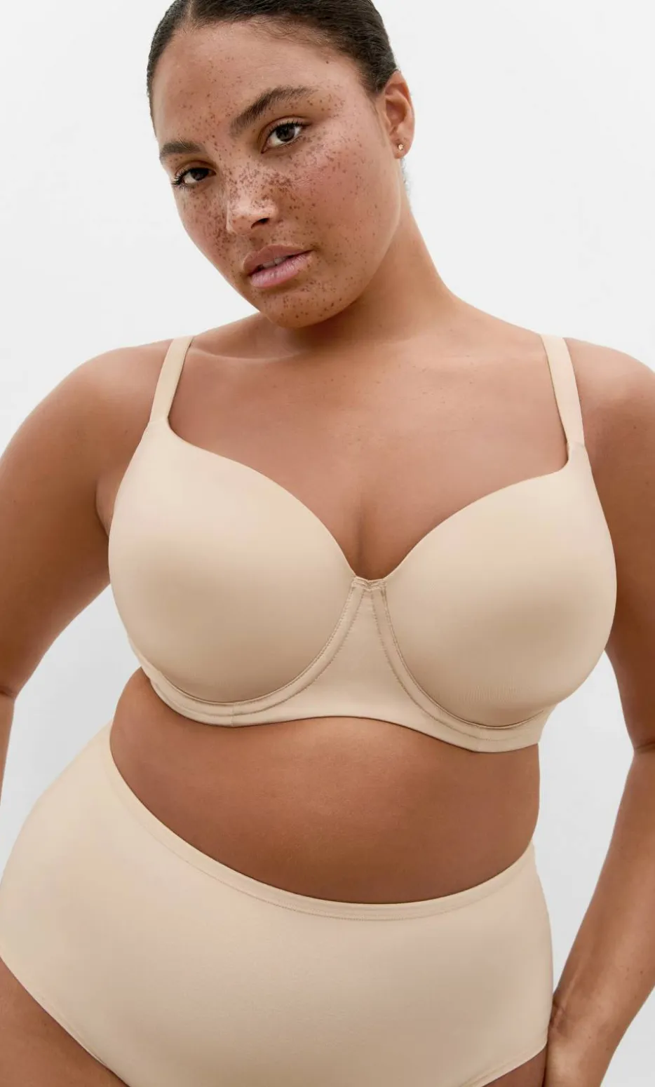 Smooth & Chic T-Shirt Bra - latte