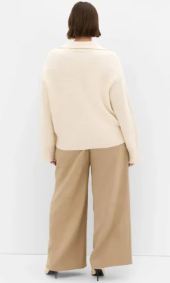 Star Alley Collared Jumper - milk
