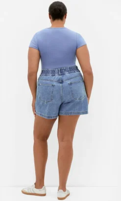 Stretch Waist Denim Short - mid wash