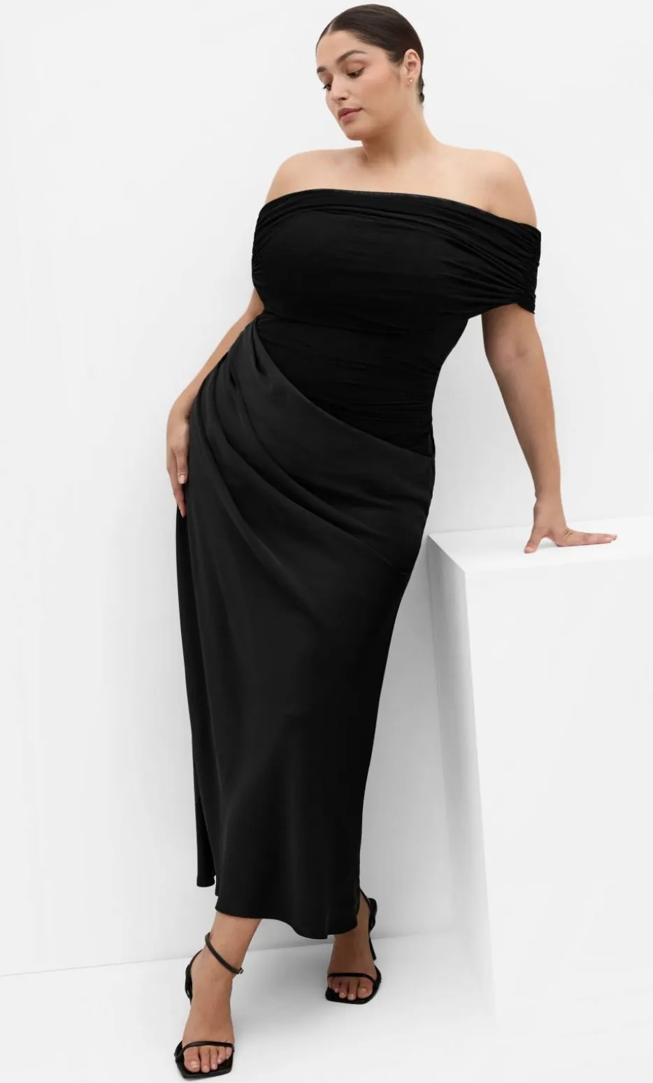 Tati Off Shoulder Maxi Dress - black