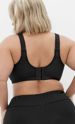 Underwire Sports Bra - black