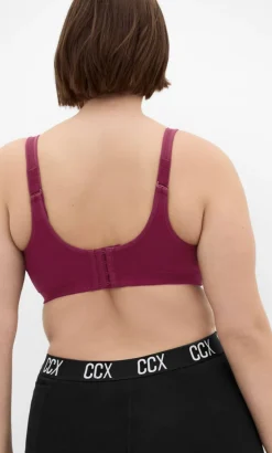 Underwire Sports Bra - dark cherry