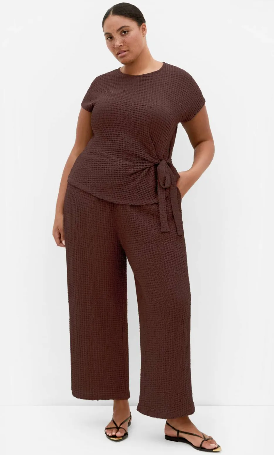 Zoie Side Tie Top - chocolate